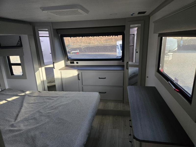 2026 Keystone Montana High Country 295RL, $ 69,990
