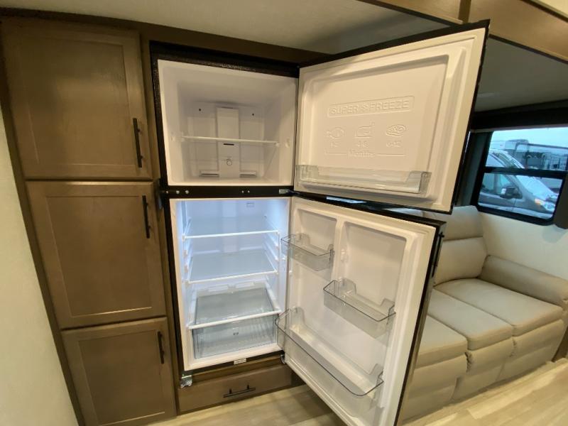 2026 Keystone Cougar Half-Ton (Fifth Wheel) 26RKE, $ 55,990