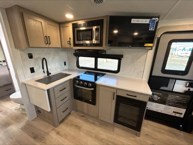 2026 Forest River Rockwood Ultra Lite 2618RD, $ 53,998