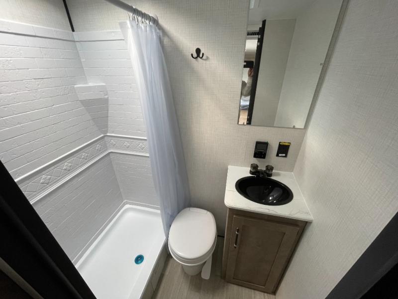 2026 Keystone Springdale Mini 1610BH, $ 14,998