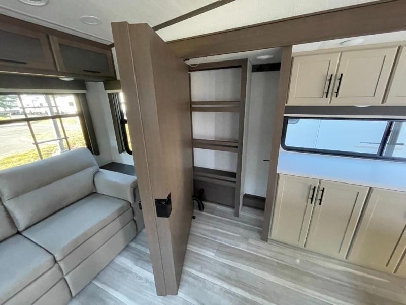 2026 Keystone Cougar Half-Ton (Fifth Wheel) 28RLI, $ 57,990