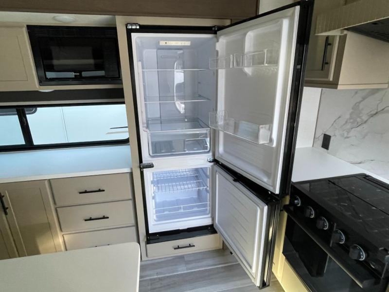 2026 Keystone Cougar Half-Ton (Fifth Wheel) 28RLI, $ 57,990
