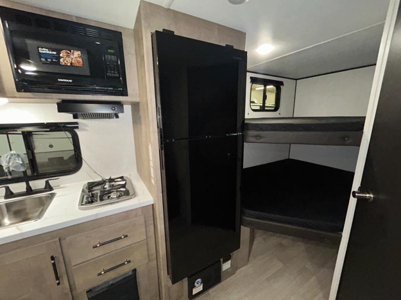 2027 Keystone Springdale Mini 1990BHS, $ 24,998