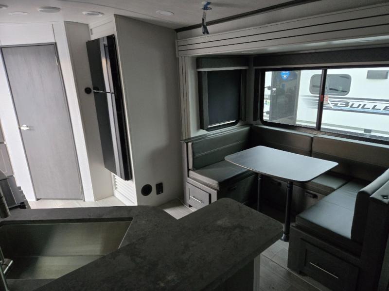 2026 Keystone Cougar Half-Ton (Travel Trailer) 22R, $ 35,998