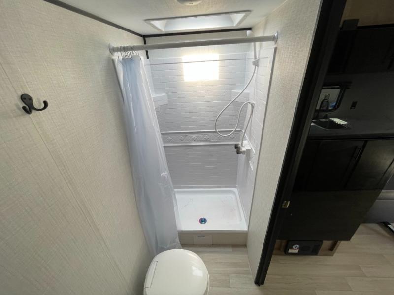 2027 Keystone Springdale Mini 1990BHS, $ 24,998