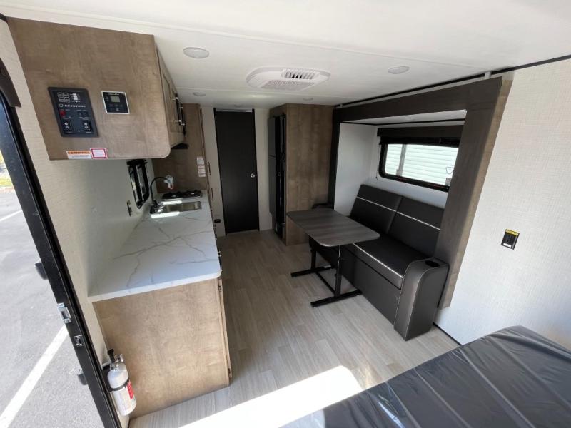 2027 Keystone Springdale Mini 1990BHS, $ 24,998