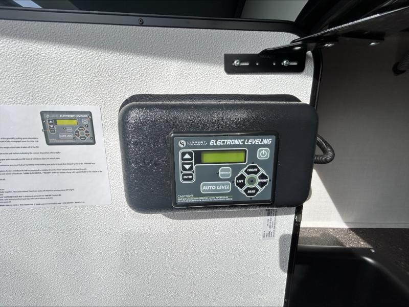 2026 Forest River Rockwood Signature Fifth Wheel R, $ 74,990