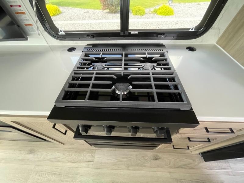 2026 Forest River Rockwood Signature Fifth Wheel R, $ 74,990