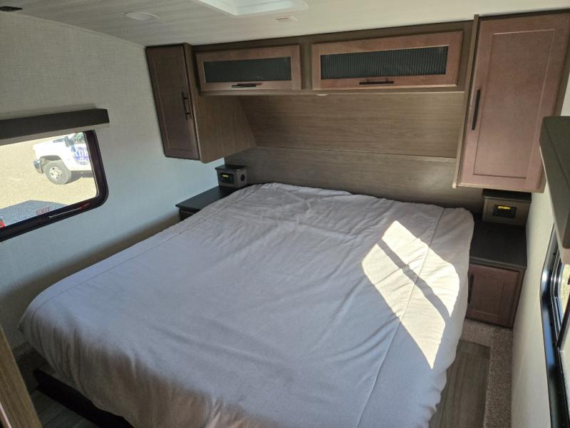 2026 Keystone Cougar Half-Ton (Fifth Wheel) 26RKE, $ 55,990