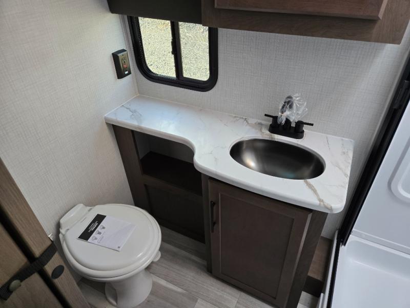 2026 Keystone Cougar Half-Ton (Travel Trailer) 22M, $ 42,998