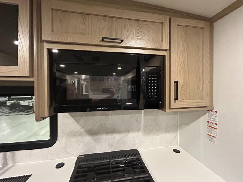 2026 Forest River Rockwood Signature Travel Traile, $ 64,998