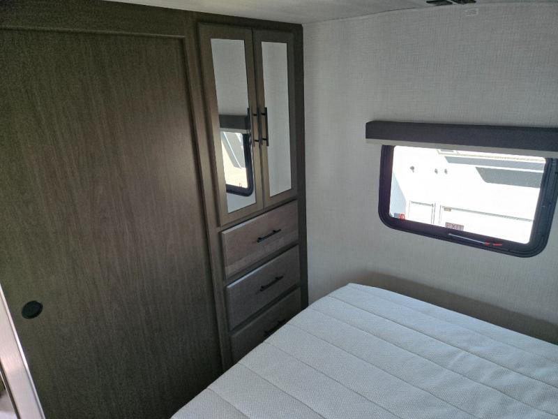 2026 Keystone Cougar Half-Ton (Fifth Wheel) 23MLE, $ 57,998