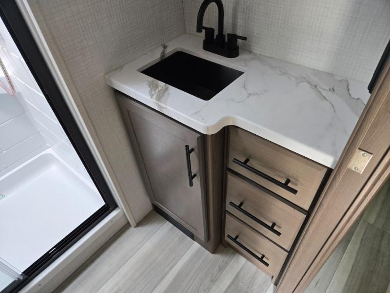 2026 Keystone Cougar Half-Ton (Fifth Wheel) 23MLE, $ 57,998