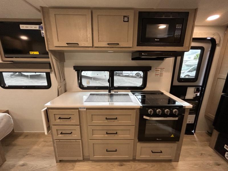 2026 Forest River Rockwood Mini Lite 2109S, $ 39,998