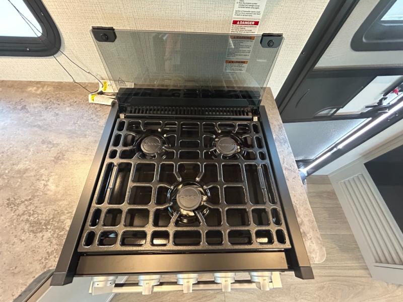 2026 Keystone Cougar Half-Ton (Travel Trailer) 25F, $ 44,998