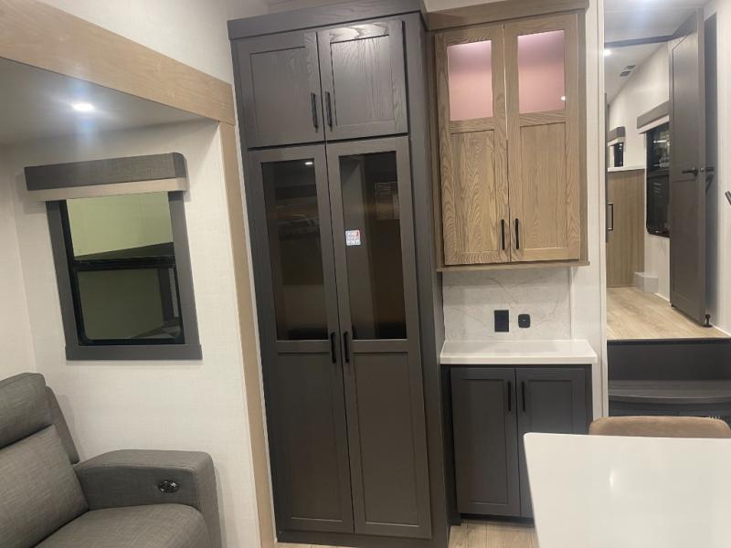 2026 Forest River Rockwood Signature Fifth Wheel R, $ 54,990