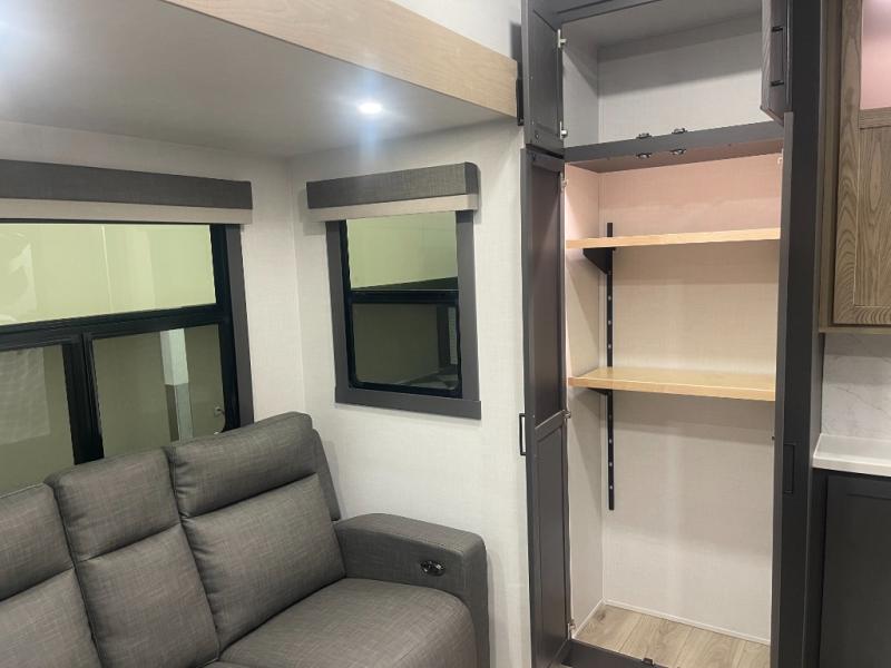 2026 Forest River Rockwood Signature Fifth Wheel R, $ 54,990