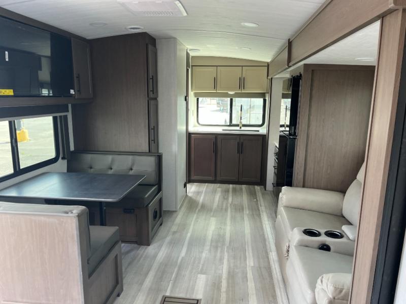 2026 Keystone Cougar Half-Ton (Travel Trailer) 22M, $ 42,998