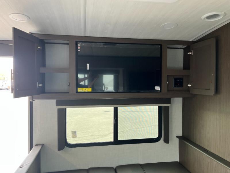 2026 Keystone Cougar Half-Ton (Travel Trailer) 22M, $ 42,998