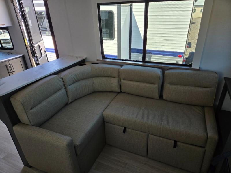 2025 Keystone Bullet Crossfire (Double-Axle - West, $ 37,998