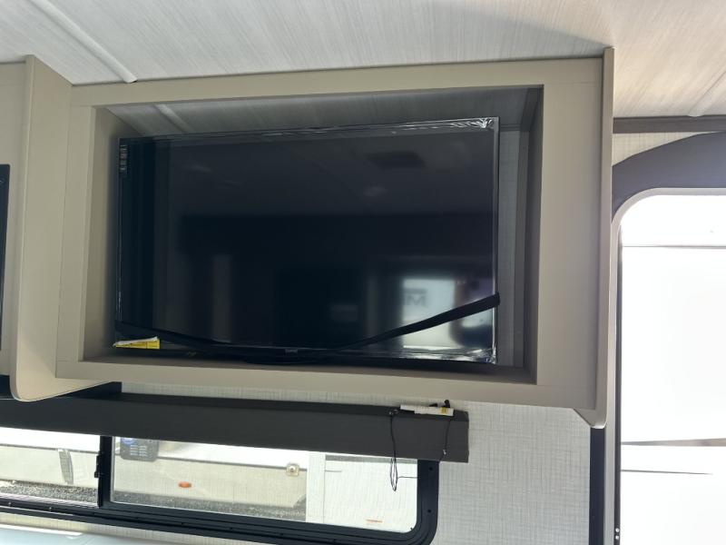 2026 Keystone Cougar Half-Ton (Travel Trailer) 25R, $ 44,998