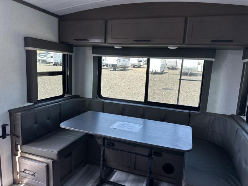 2026 Keystone Cougar Half-Ton (Travel Trailer) 25R, $ 44,998