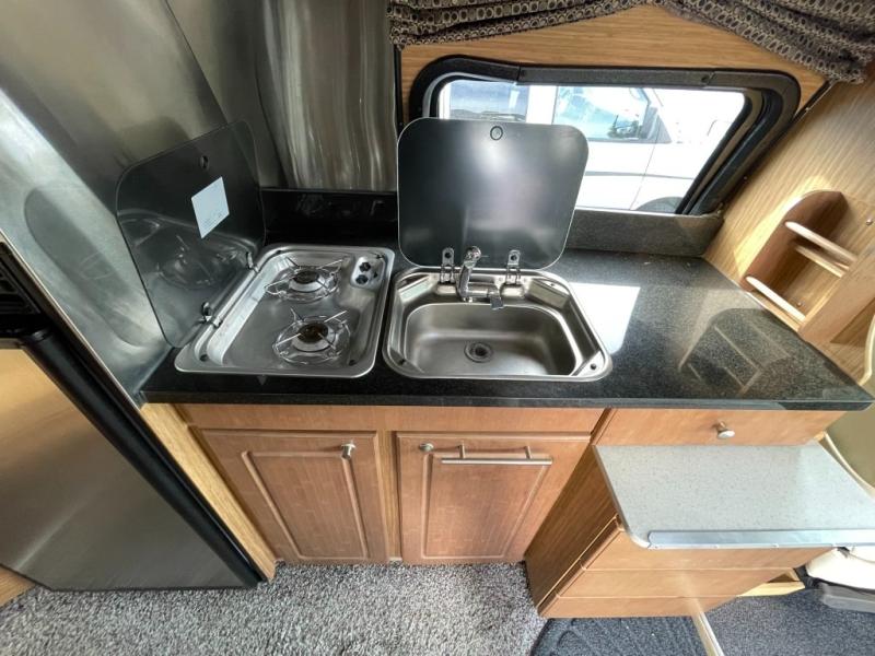 2016 Roadtrek 210, $ 59,990