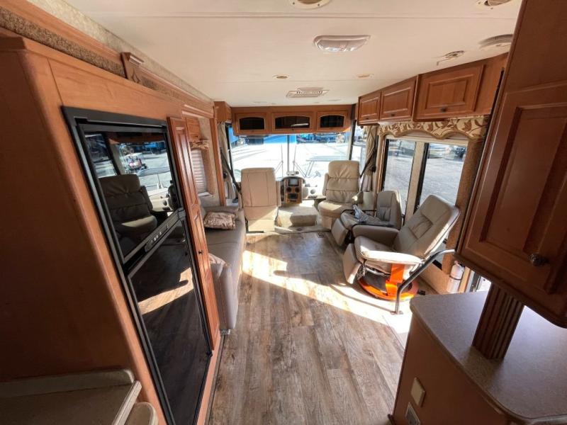 2008 Thor Motor Coach Windsport 36F, $ 44,990