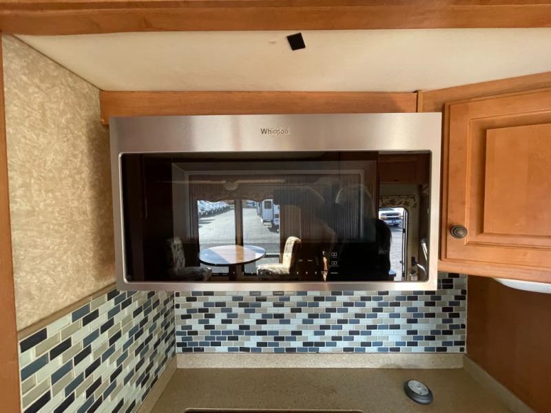 2008 Thor Motor Coach Windsport 36F, $ 44,990