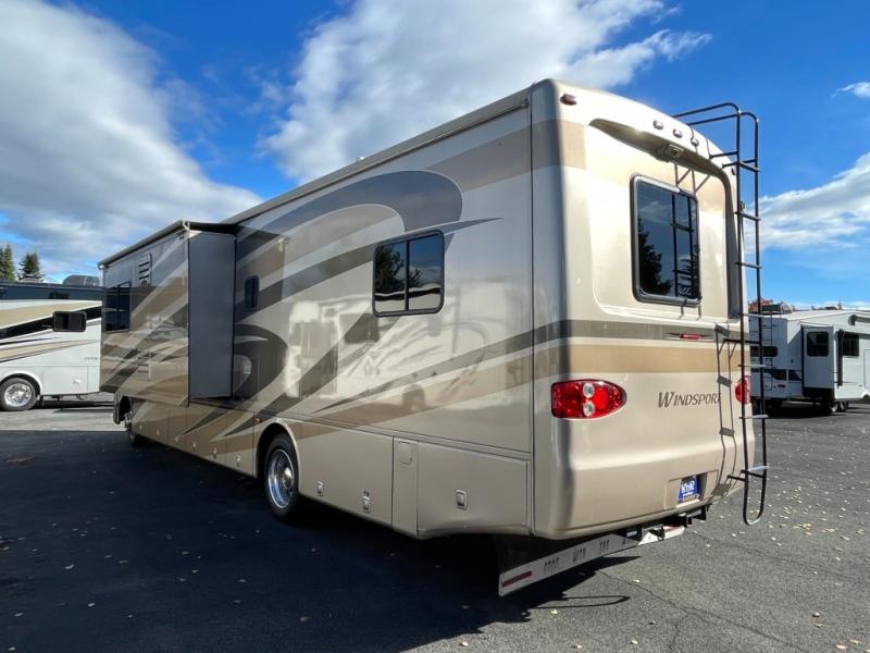 2008 Thor Motor Coach Windsport 36F, $ 44,990