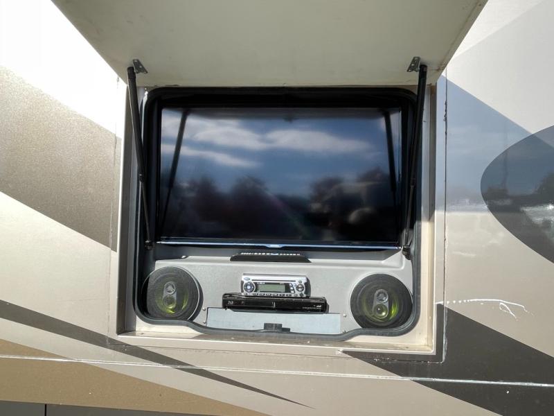 2008 Thor Motor Coach Windsport 36F, $ 44,990