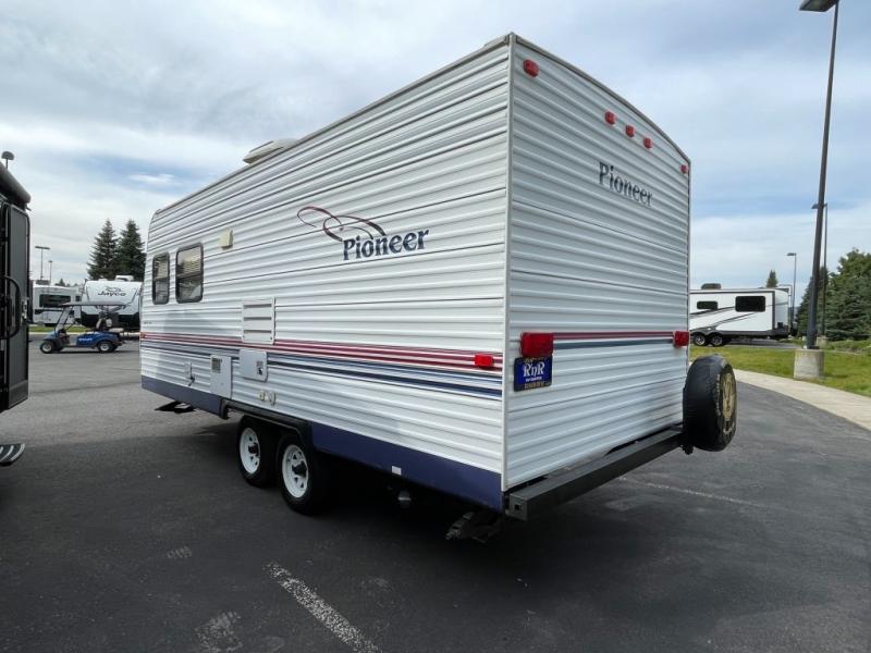 2004 Fleetwood Pioneer 18T6, $ 8,998