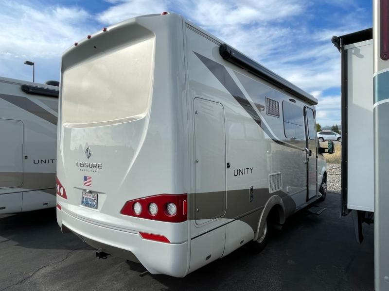 2016 Leisure Travel Vans Unity U24MB, $ 109,990