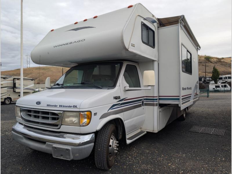 2000 Winnebago Minnie Winnie 30V, $ 18,990