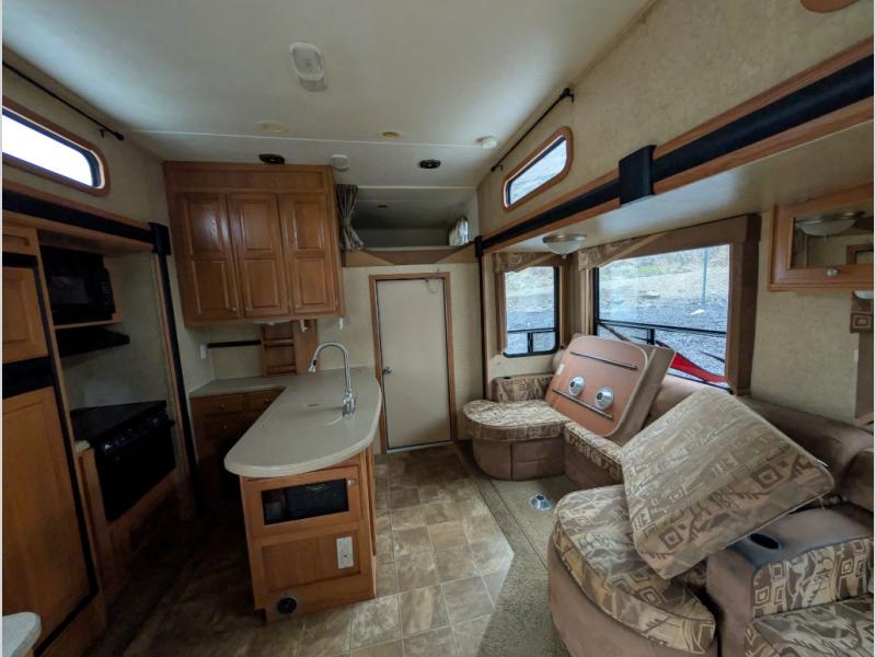 2008 Jayco Recon F37U, $ 19,995