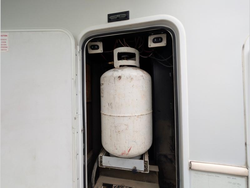 2008 Jayco Recon F37U, $ 19,995