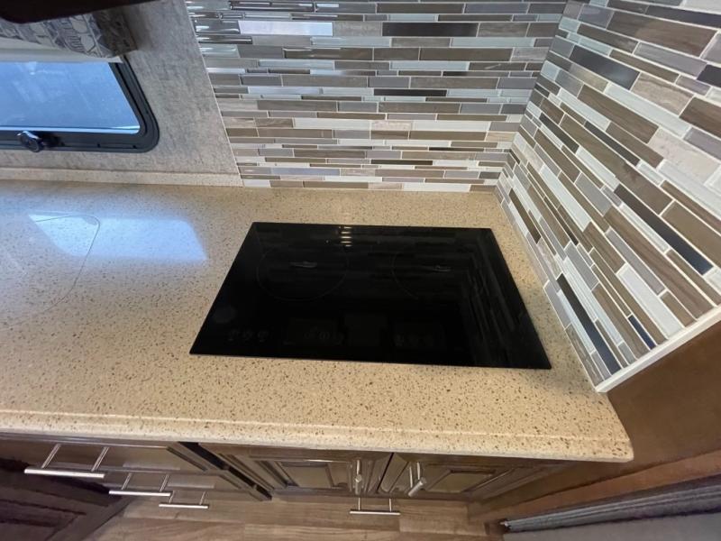 2019 Thor Motor Coach Miramar MIRAMAR, $ 89,998