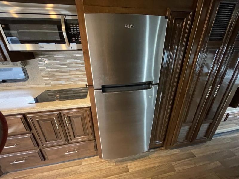2019 Thor Motor Coach Miramar MIRAMAR, $ 89,998