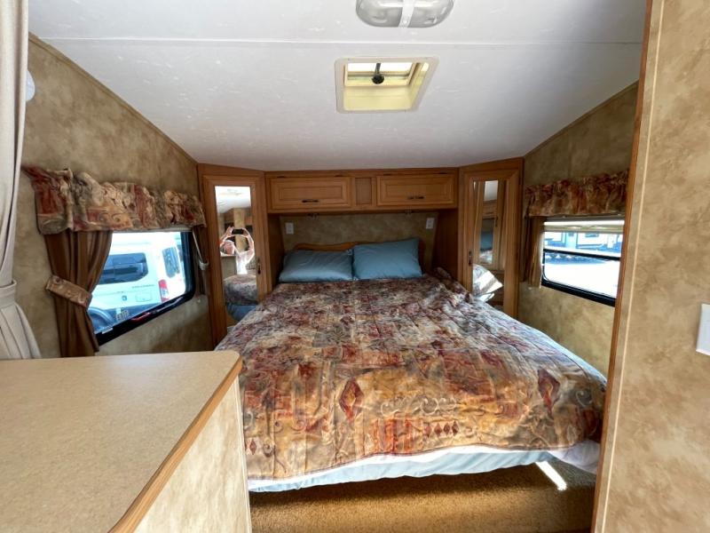 2006 Keystone Laredo 26BH, $ 17,990