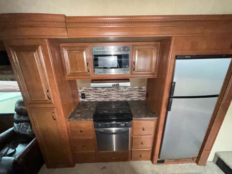 2014 Forest River Sandpiper 356RL, $ 24,995