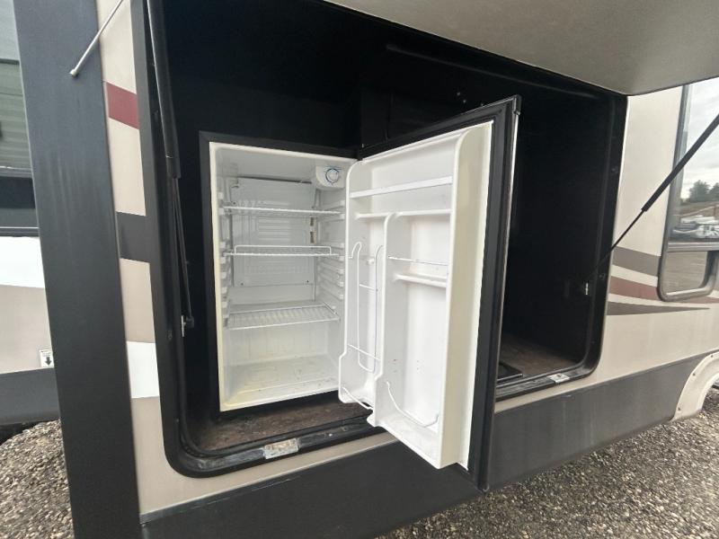 2014 Forest River Sandpiper 356RL, $ 24,995
