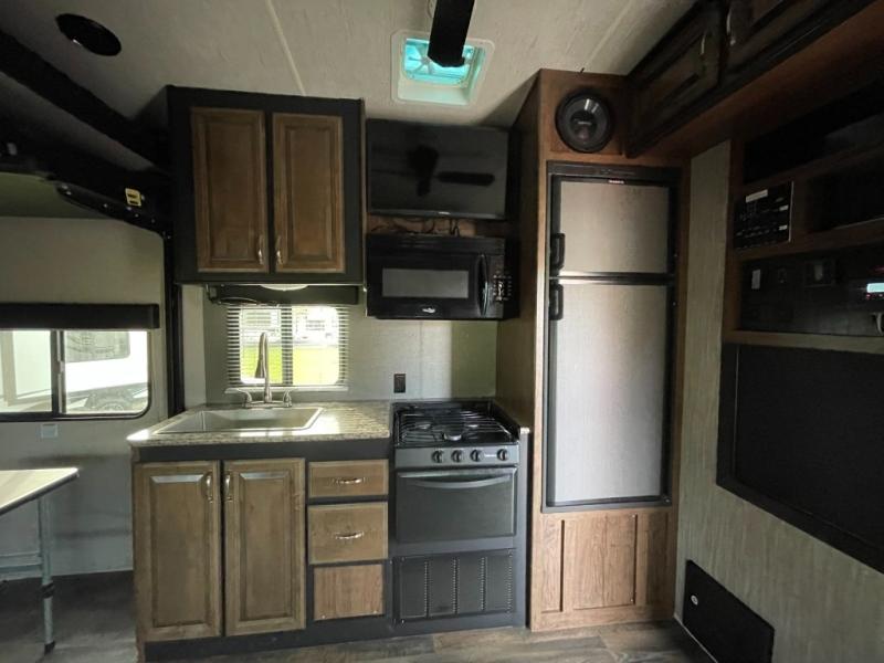 2018 Cruiser RV Stryker ST-2313, $ 29,990