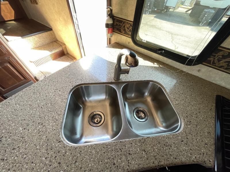 2014 Keystone Cougar 301SAB, $ 27,990