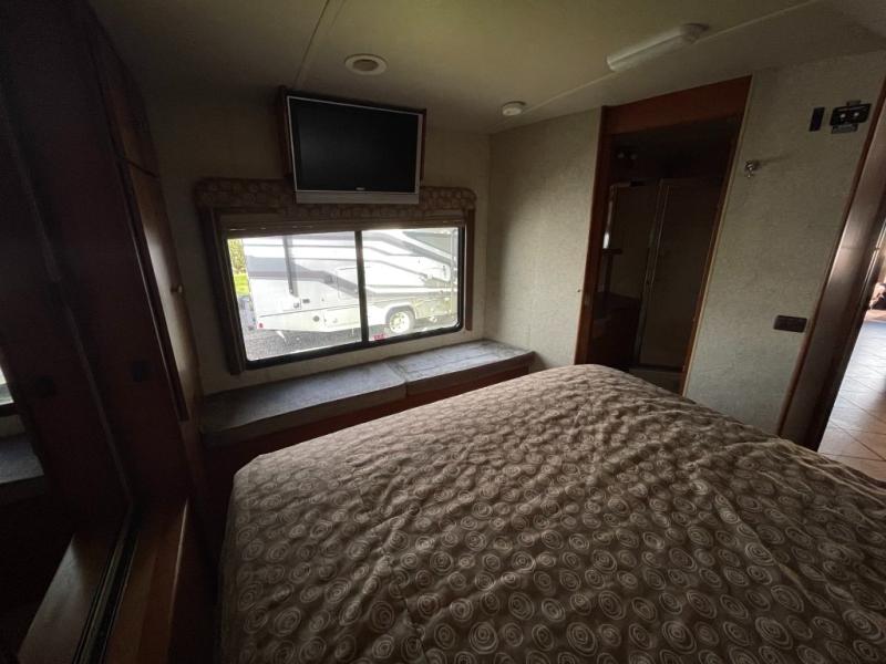 2008 Itasca Meridian 39Z, $ 79,990