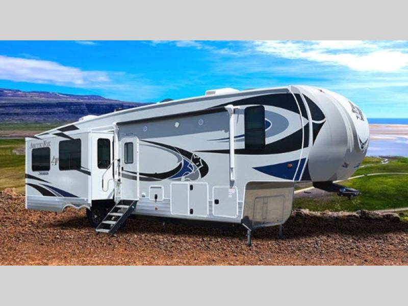 2020 Northwood Arctic Fox Grande Ronde 35-5Z, $ 49,990