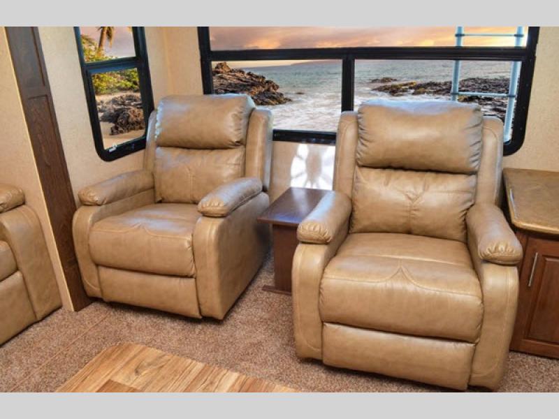 2020 Northwood Arctic Fox Grande Ronde 35-5Z, $ 49,990
