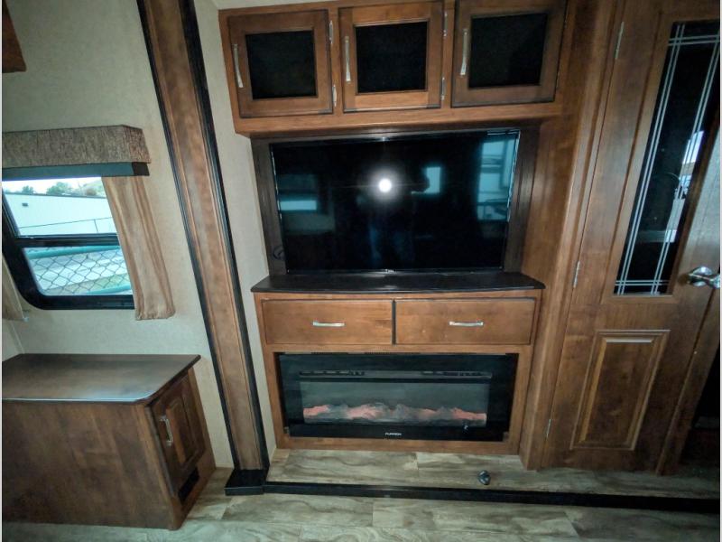 2018 Grand Design Reflection 303RLS, $ 34,995