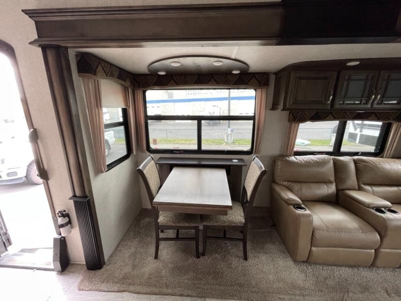 2018 Keystone Montana 3130RE, $ 39,990