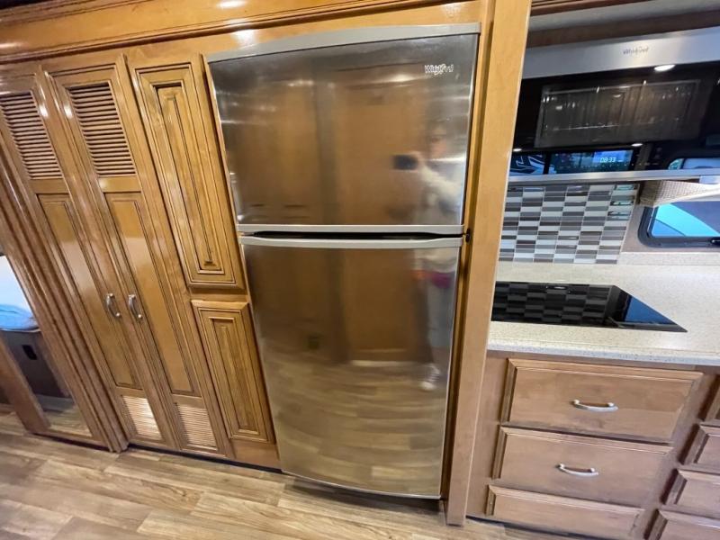 2019 Thor Motor Coach Palazzo 33.2, $ 99,990