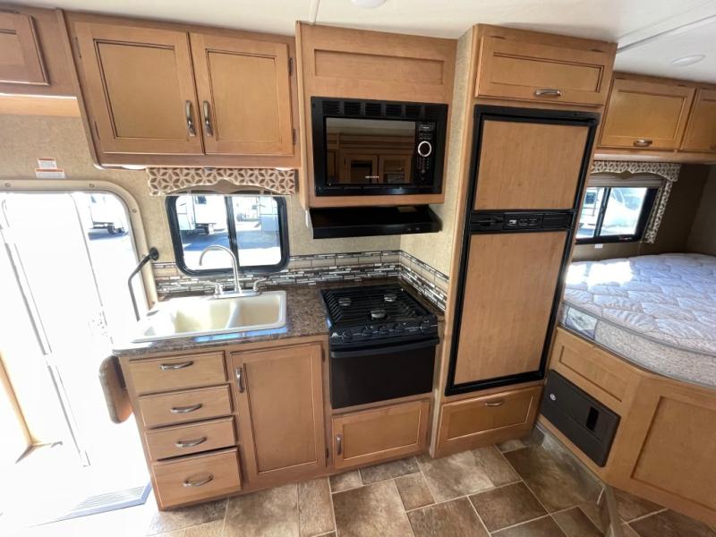 2016 Thor Motor Coach Four Winds 24C, $ 39,990